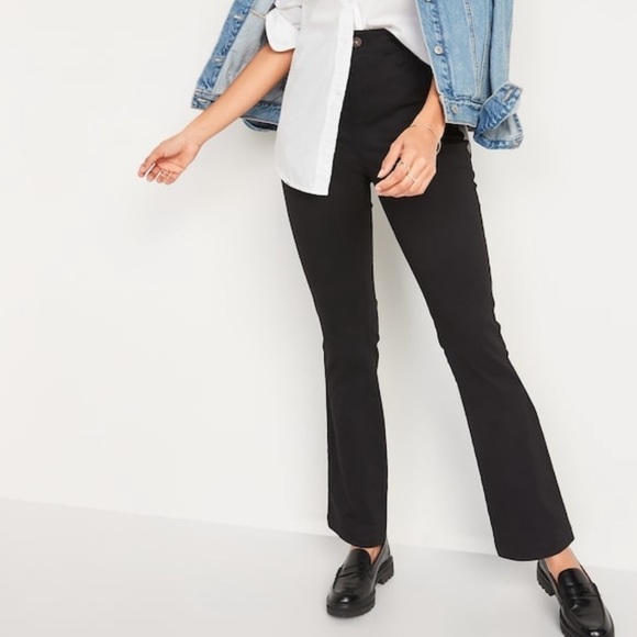 NWT Old Navy High Waisted Wow Bootcut Pants in Black - Picture 2 of 11